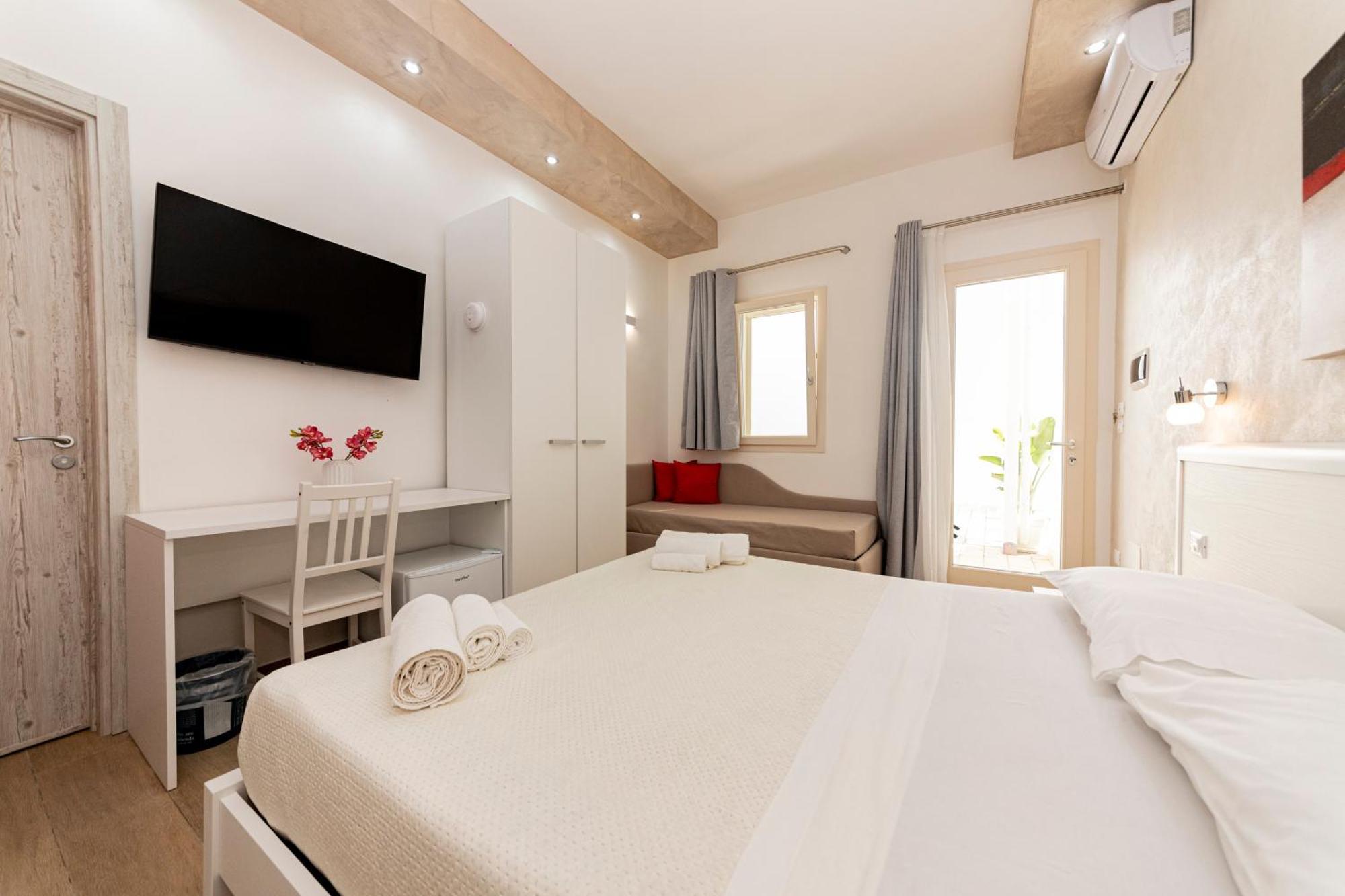 Noemi Couette-café Porto Cesareo